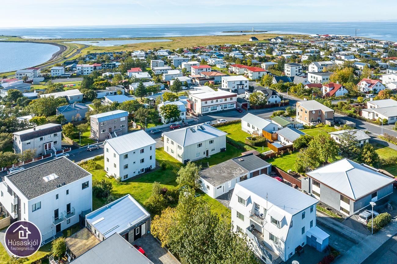 Melabraut 16, 170 Seltjarnarnes