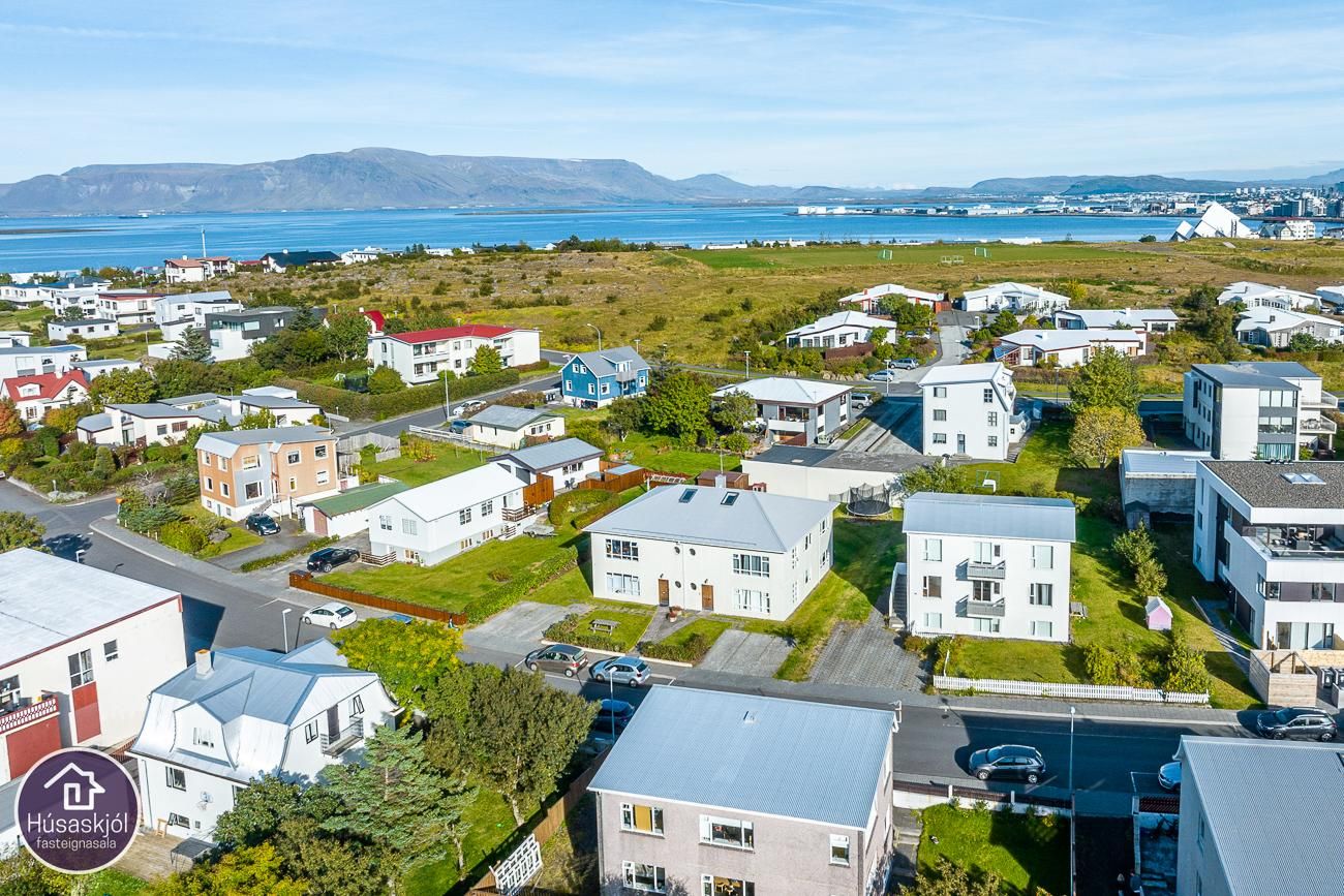 Melabraut 16, 170 Seltjarnarnes