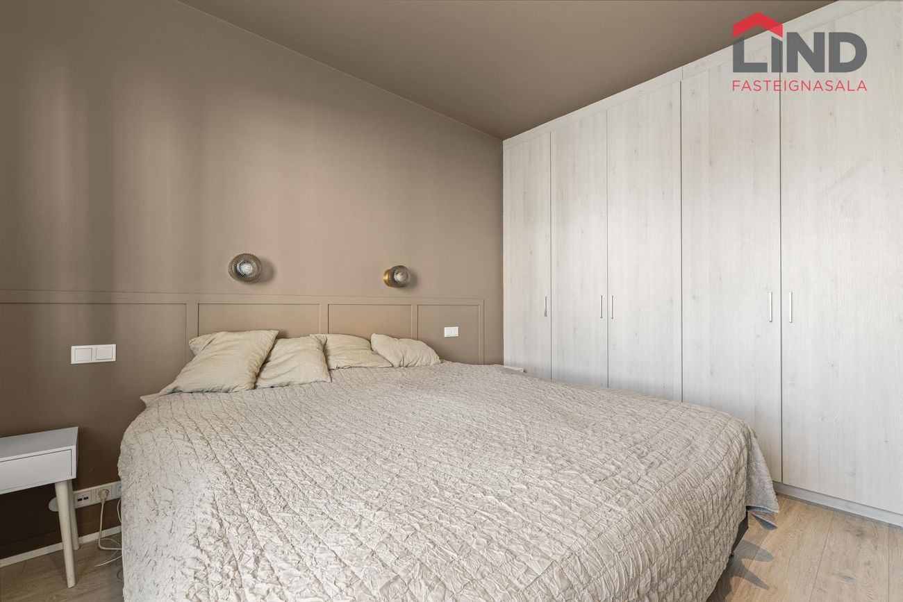 Lynggata 1, 210 Garðabær