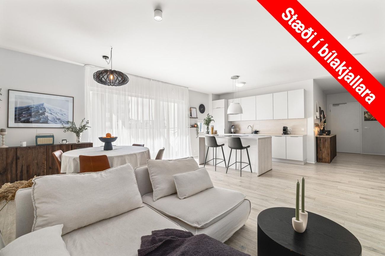 Lynggata 1, 210 Garðabær