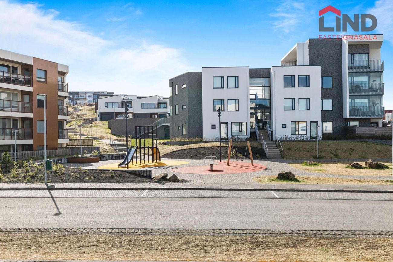 Lynggata 1, 210 Garðabær