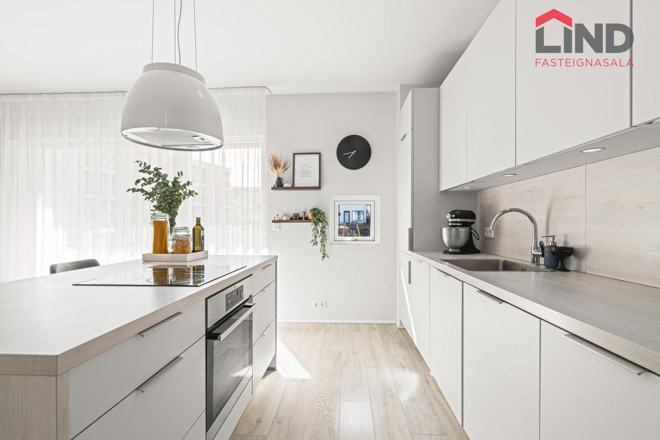 Lynggata 1, 210 Garðabær