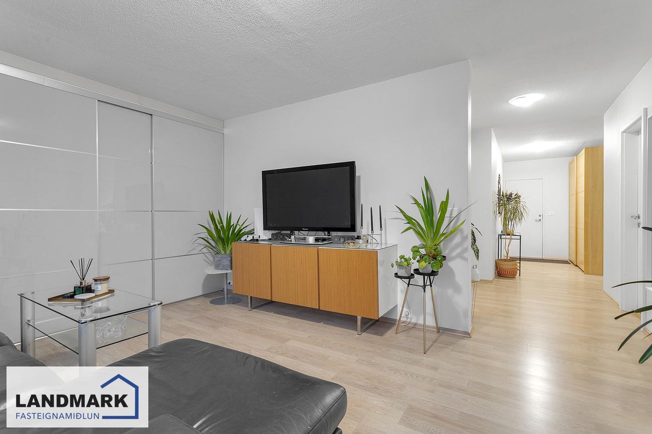 Engihjalli 9, 200 Kópavogur