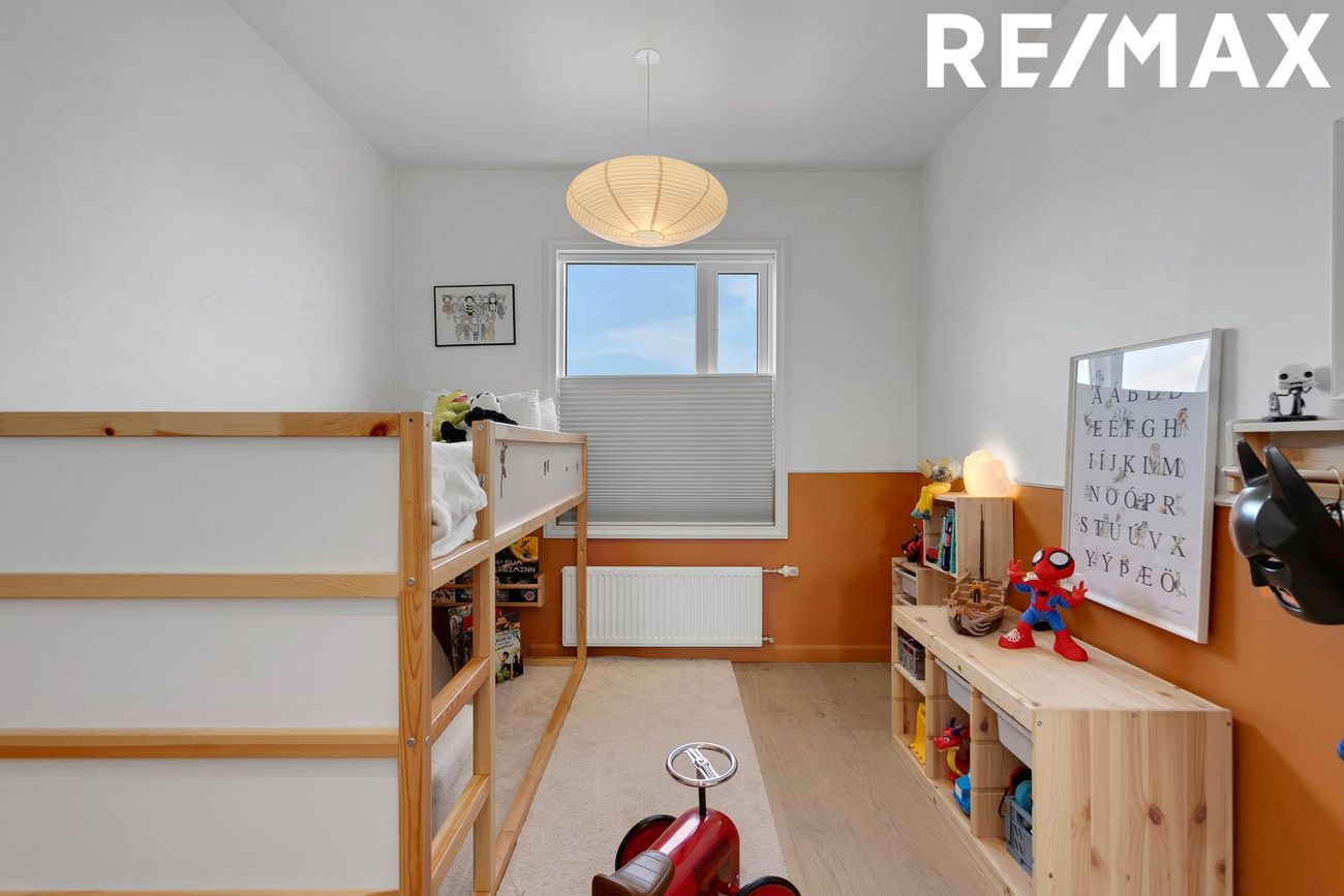 Hafnarbraut 8, 200 Kópavogur