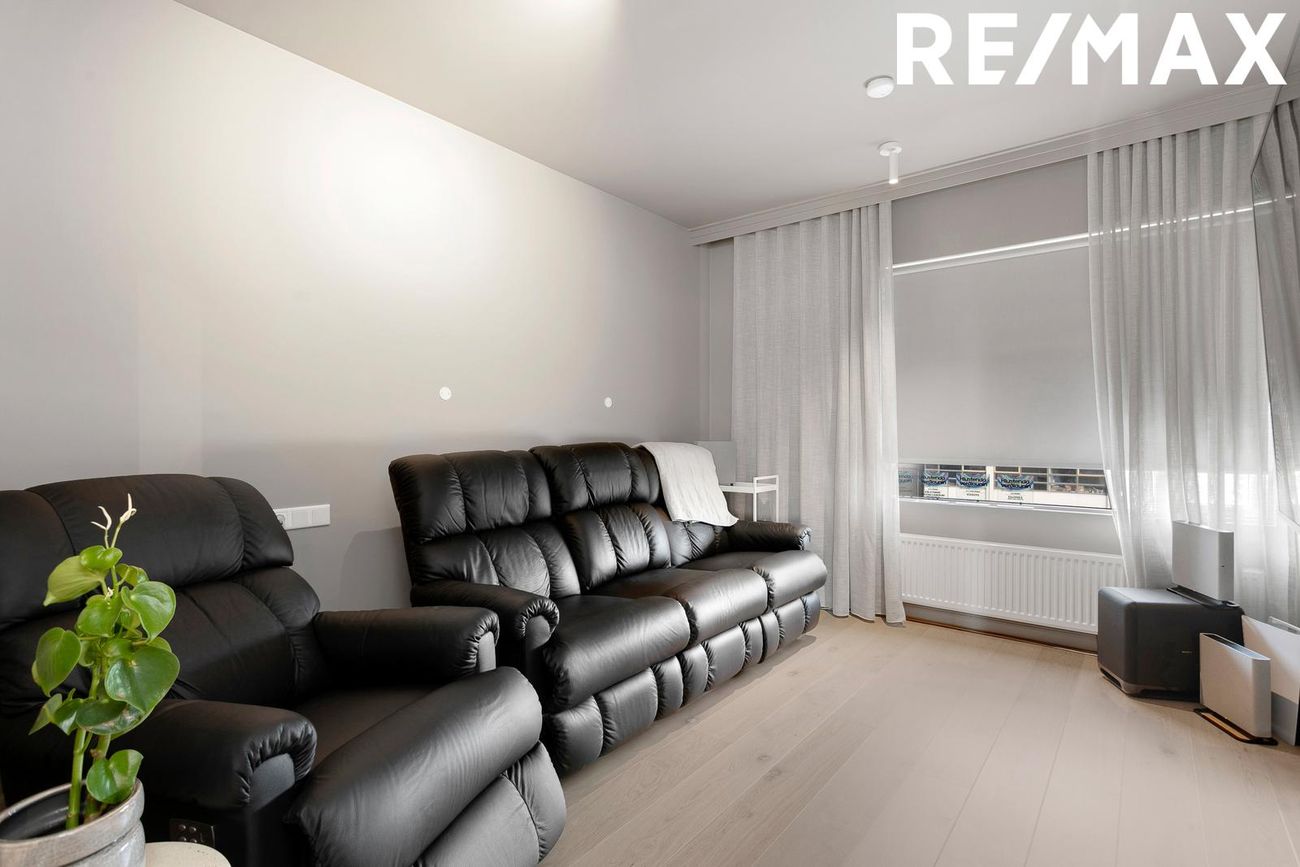 Hafnarbraut 8, 200 Kópavogur