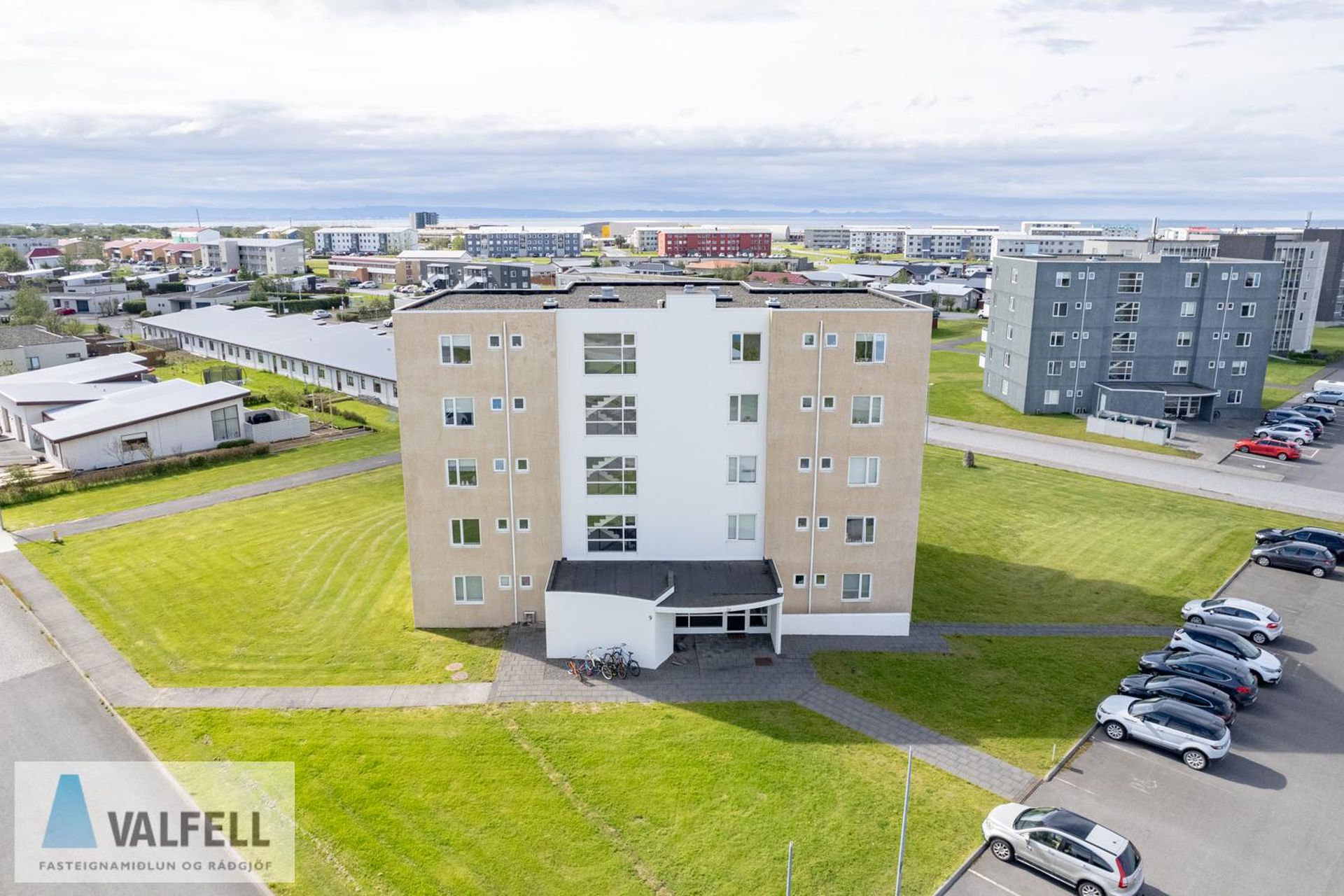 Holtsflöt 9, 300 Akranes