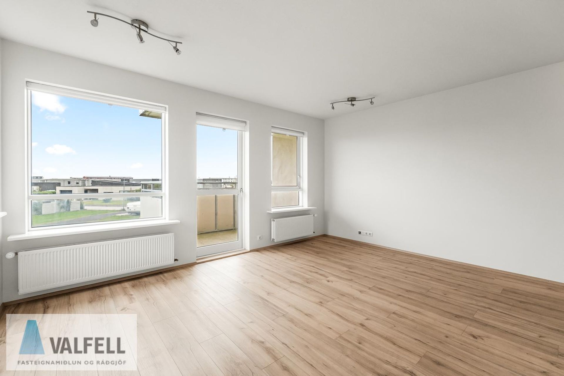 Holtsflöt 9, 300 Akranes