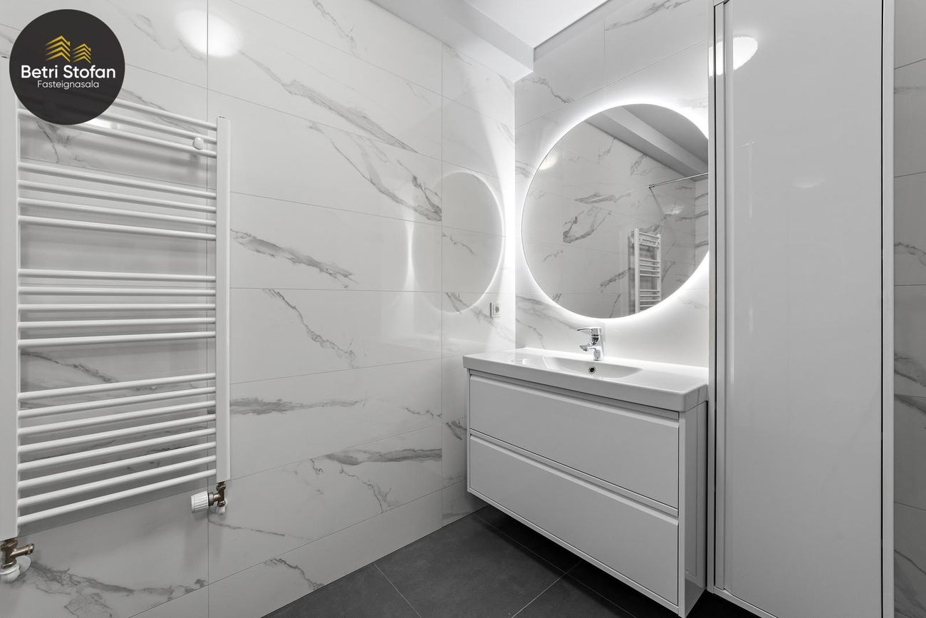 Fálkahlíð 5 - 0511, 102 Reykjavík