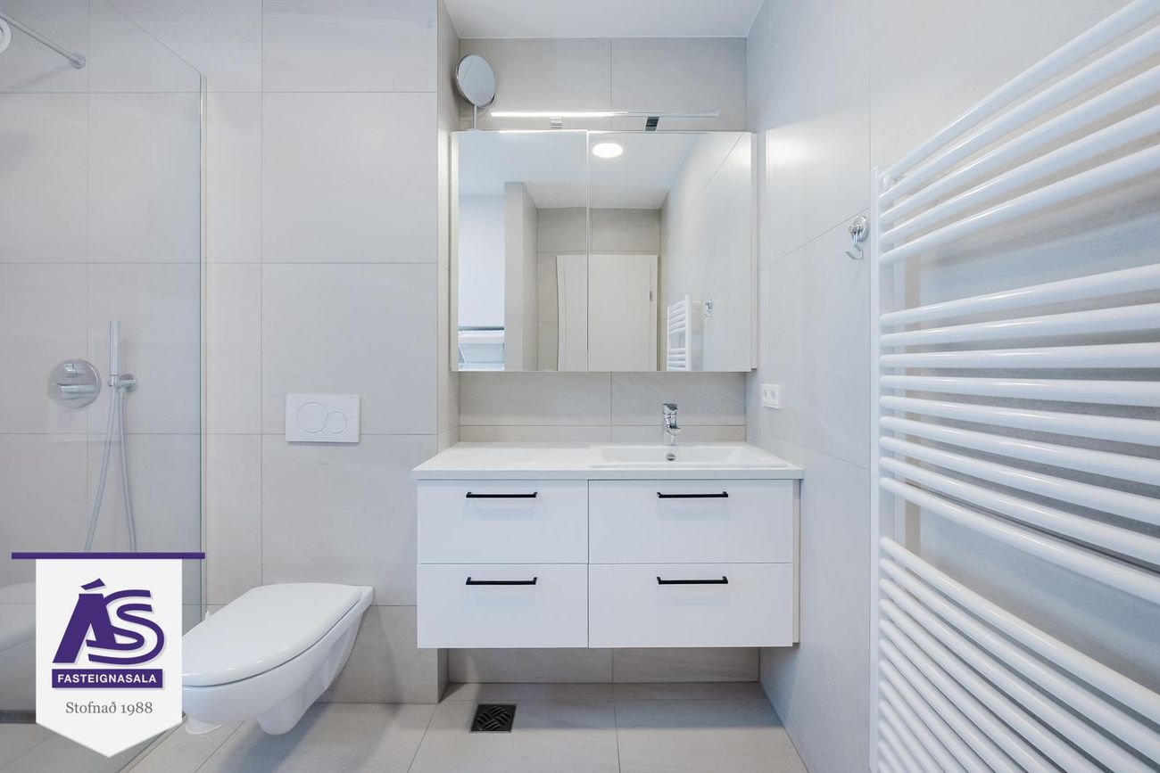 Nónhamar 2A - 0403, 221 Hafnarfjörður