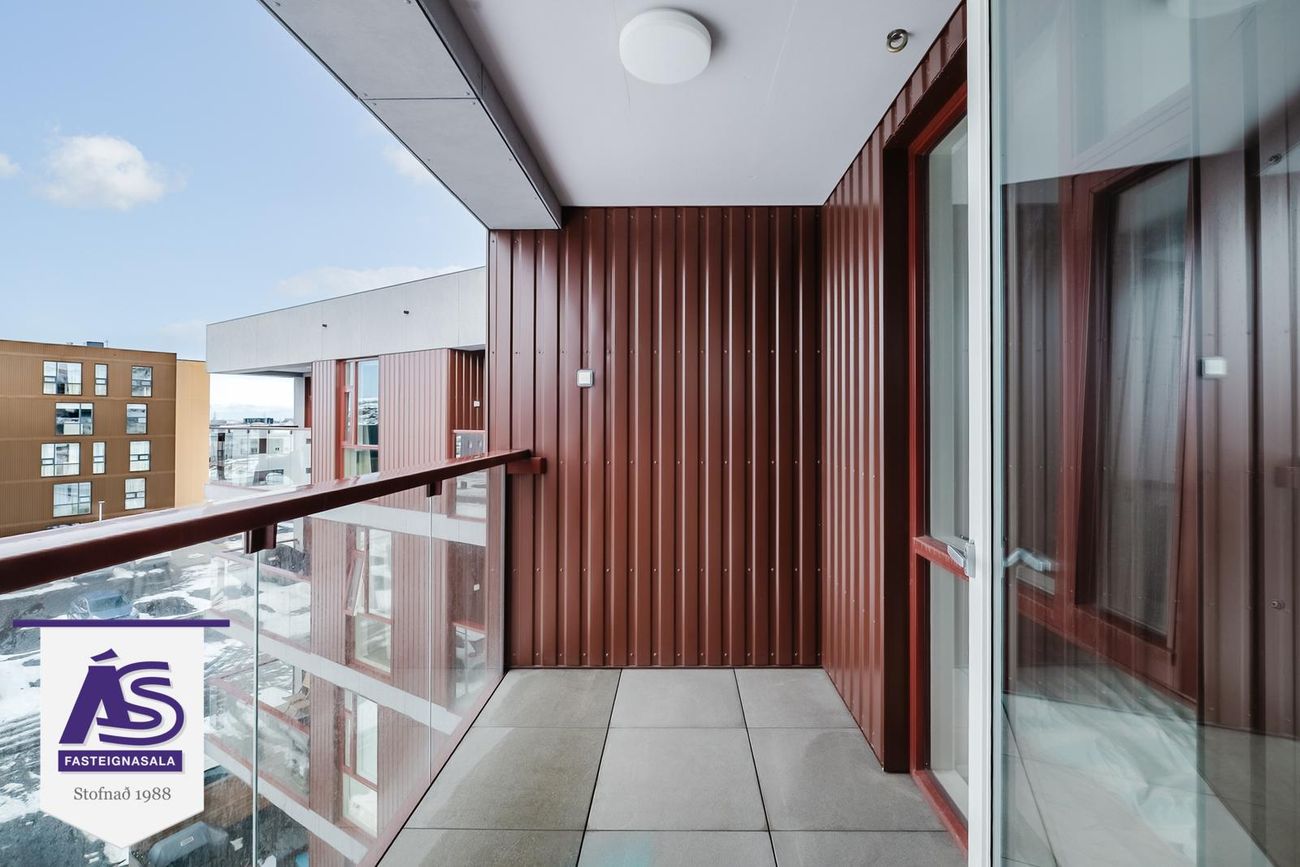 Nónhamar 2A - 0403, 221 Hafnarfjörður