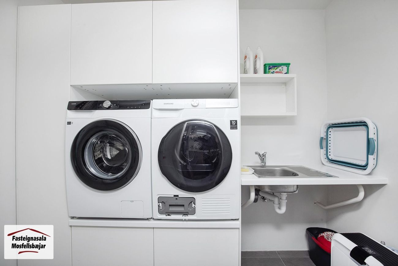 Asparskógar 27, 300 Akranes