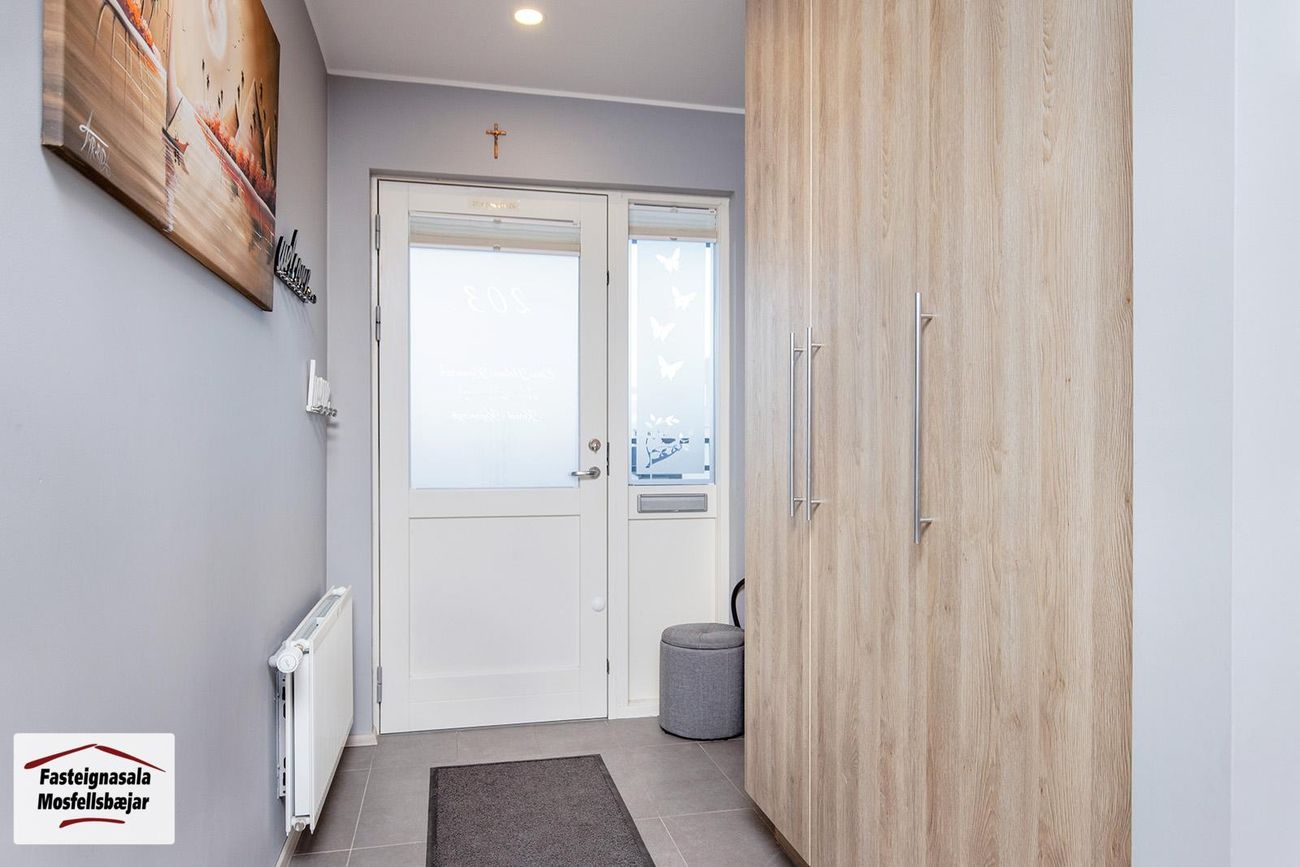 Asparskógar 27, 300 Akranes