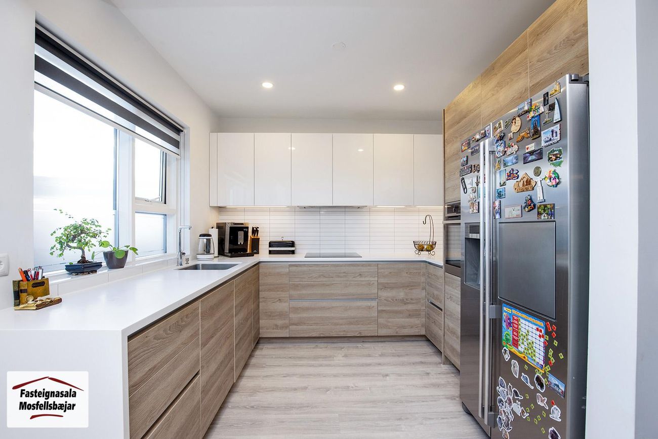 Asparskógar 27, 300 Akranes