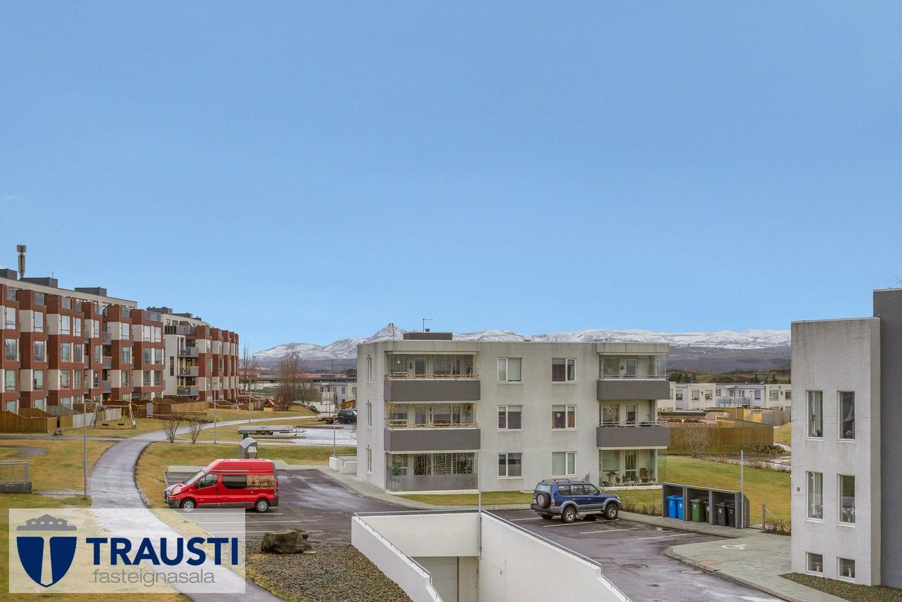 Ferjuvað 13 13-15, 110 Reykjavík