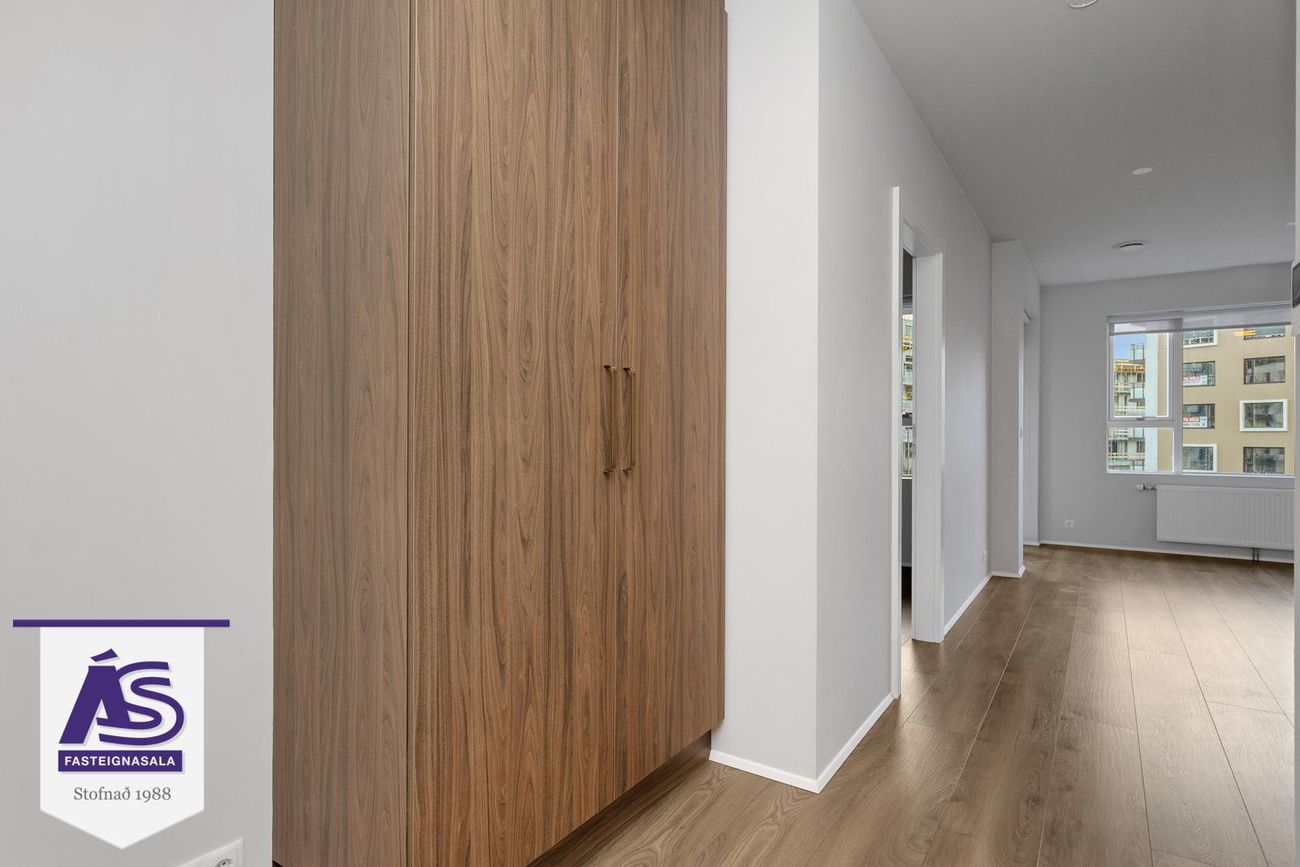 Hringhamar 31, 221 Hafnarfjörður
