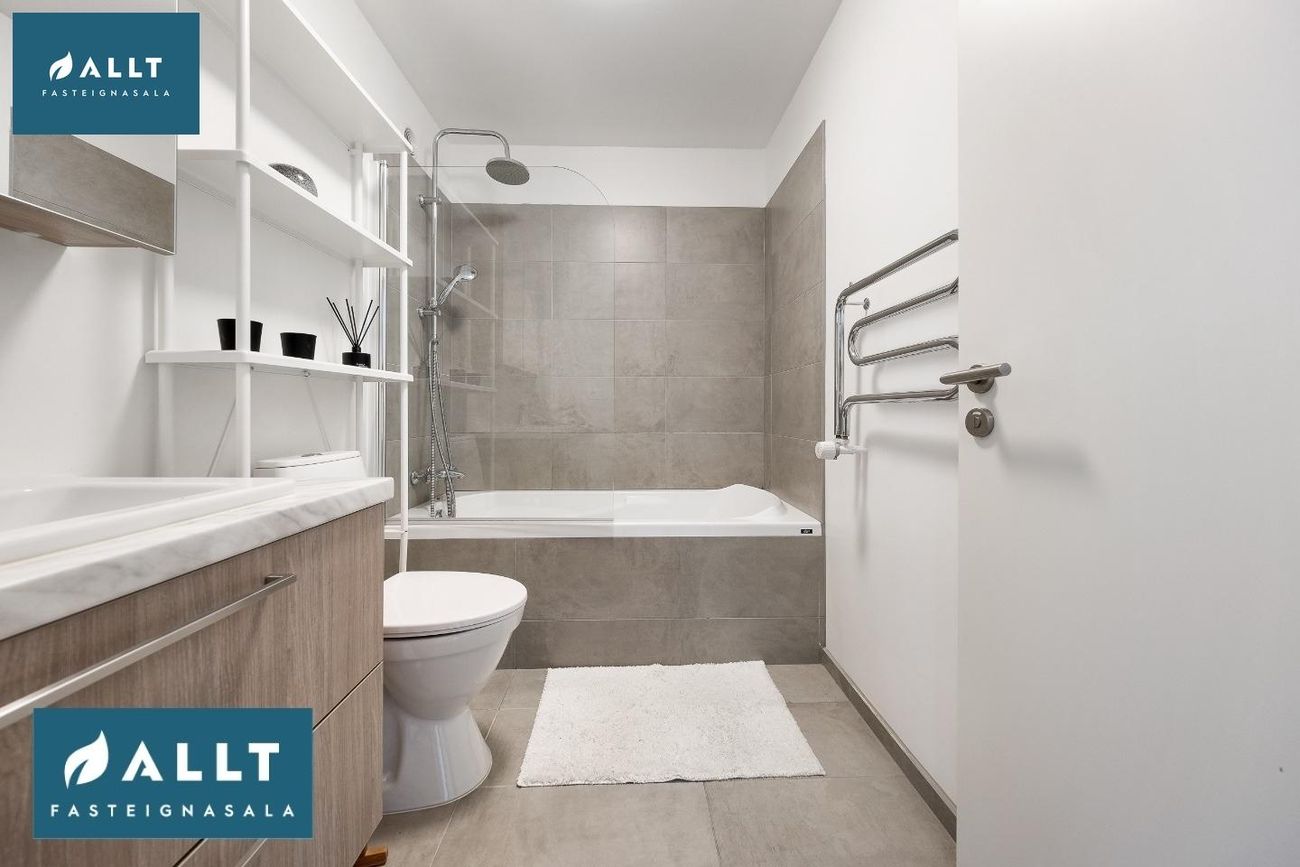 Breiðbraut 670A, 262 Reykjanesbær