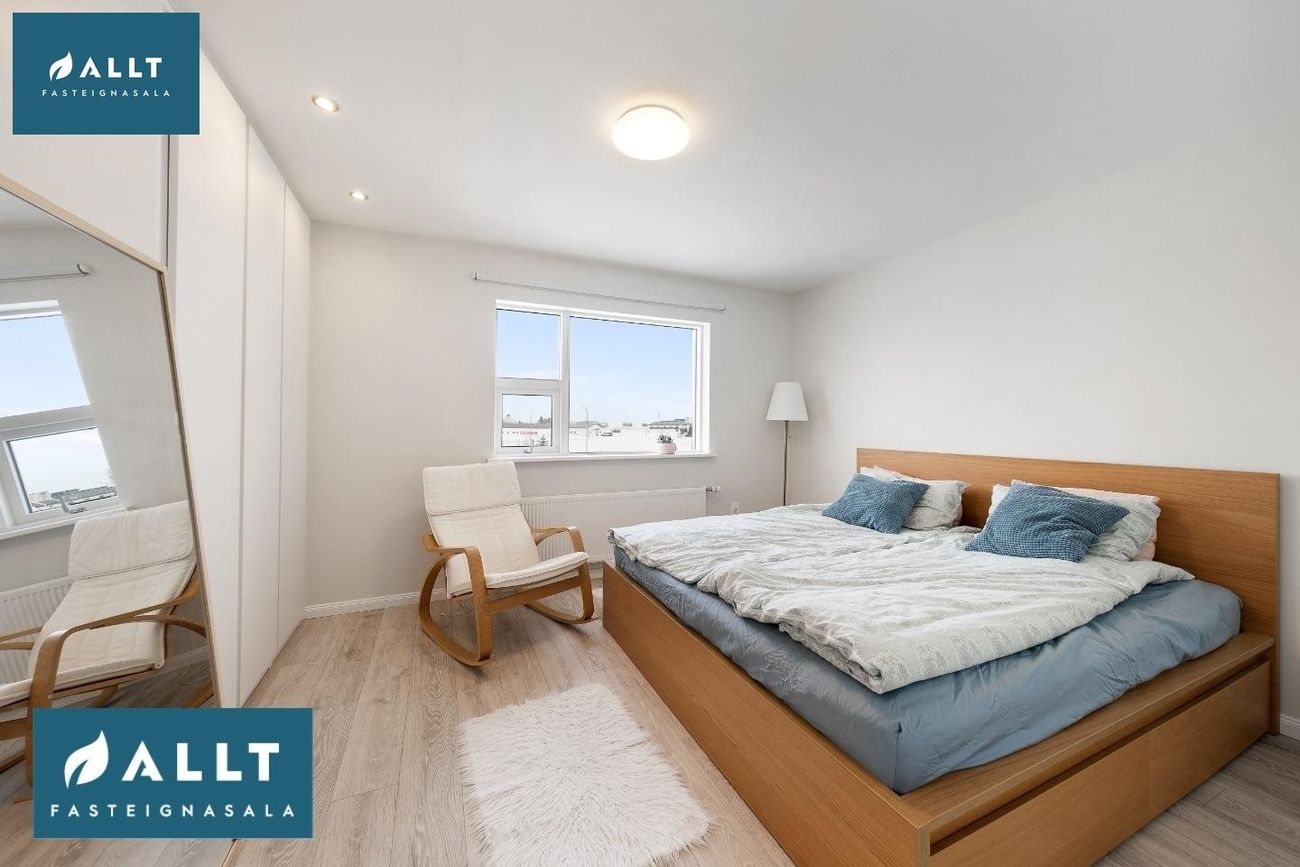 Breiðbraut 670A, 262 Reykjanesbær