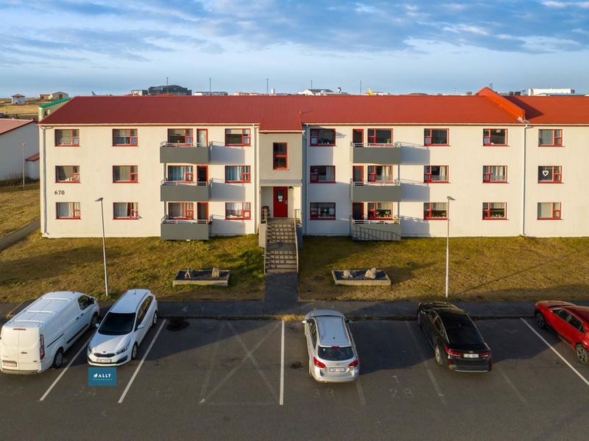 Breiðbraut 670A, 262 Reykjanesbær