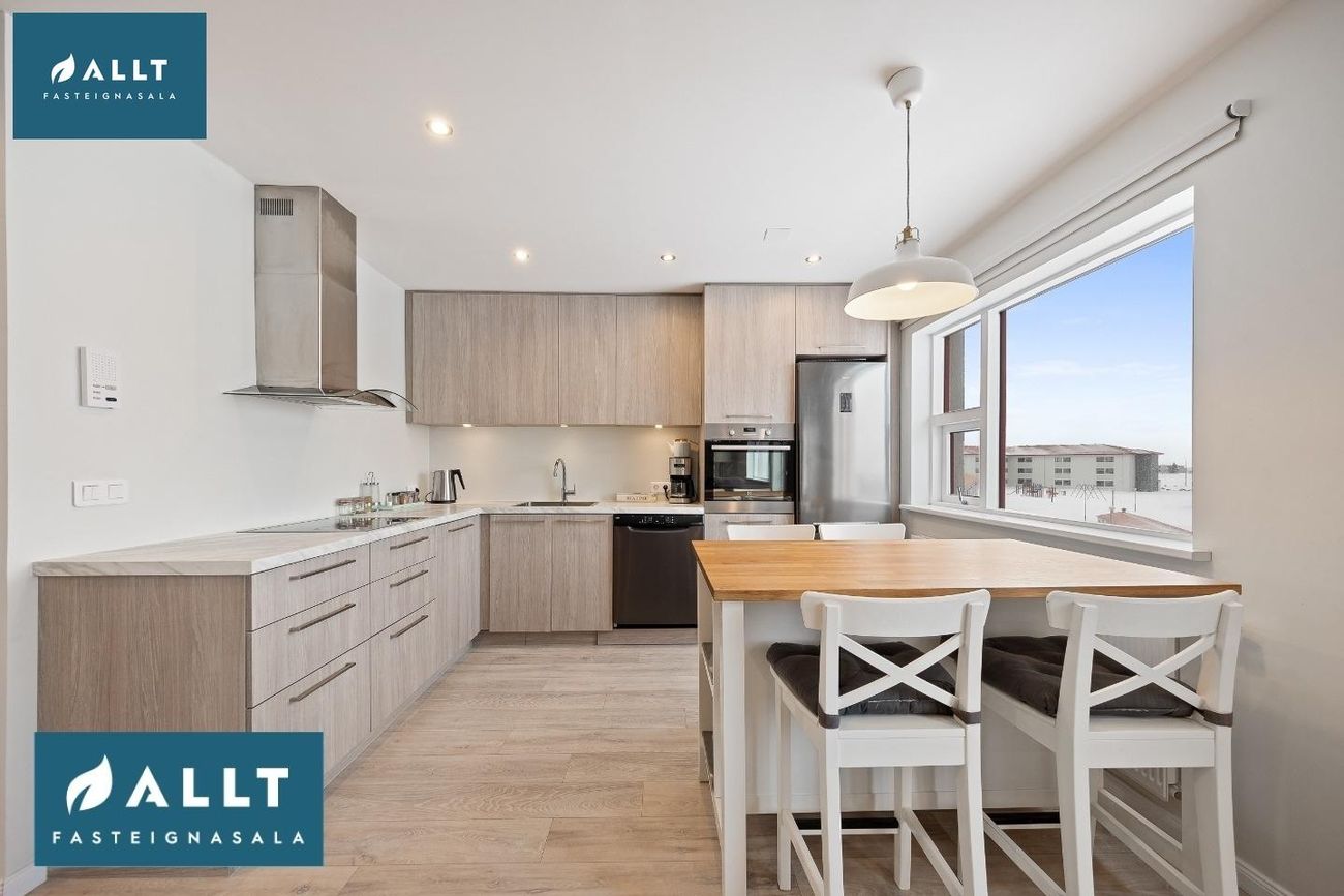 Breiðbraut 670A, 262 Reykjanesbær