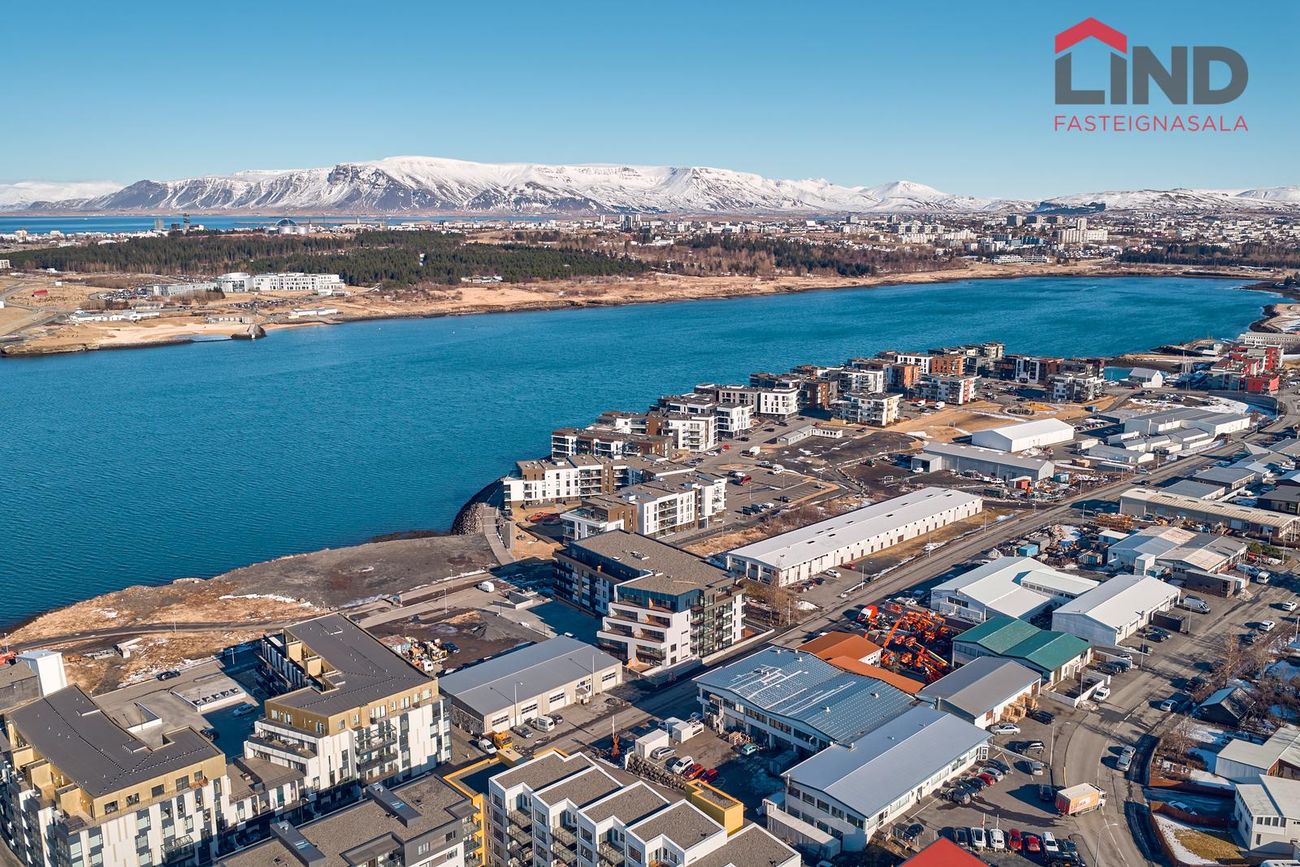 Hafnarbraut 18A - 0101, 200 Kópavogur