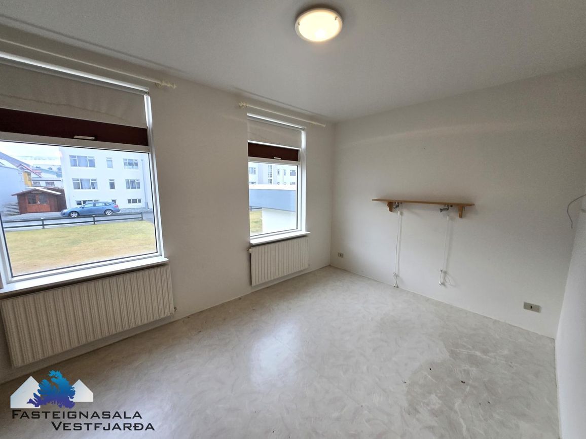 Fjarðarstræti 2, 400 Ísafjarðarbær