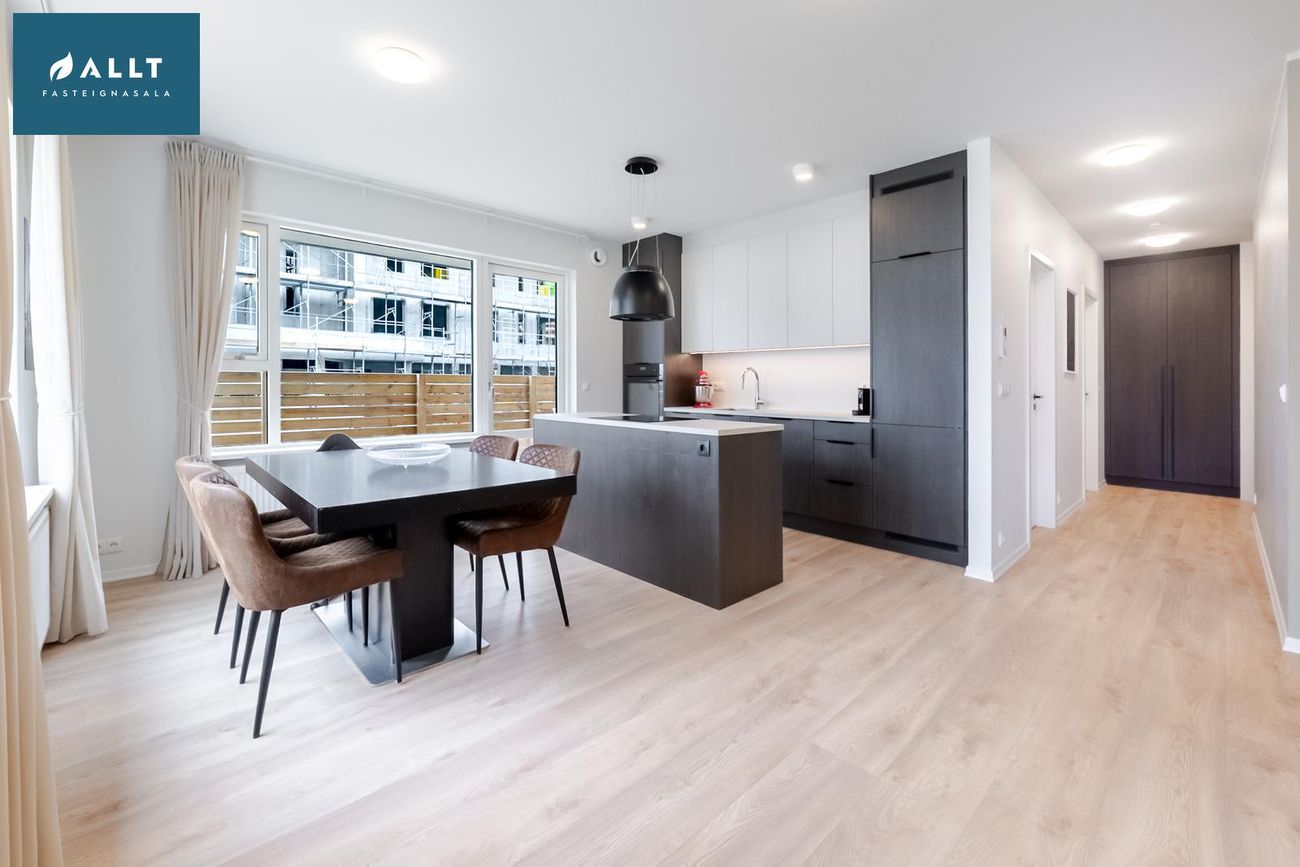 Hringhamar 35, 221 Hafnarfjörður