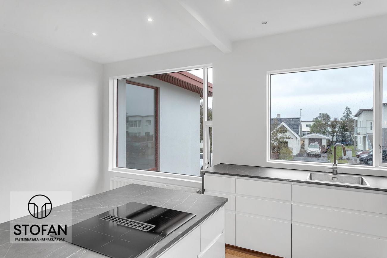 Borgarholtsbraut 49 - 0201, 200 Kópavogur