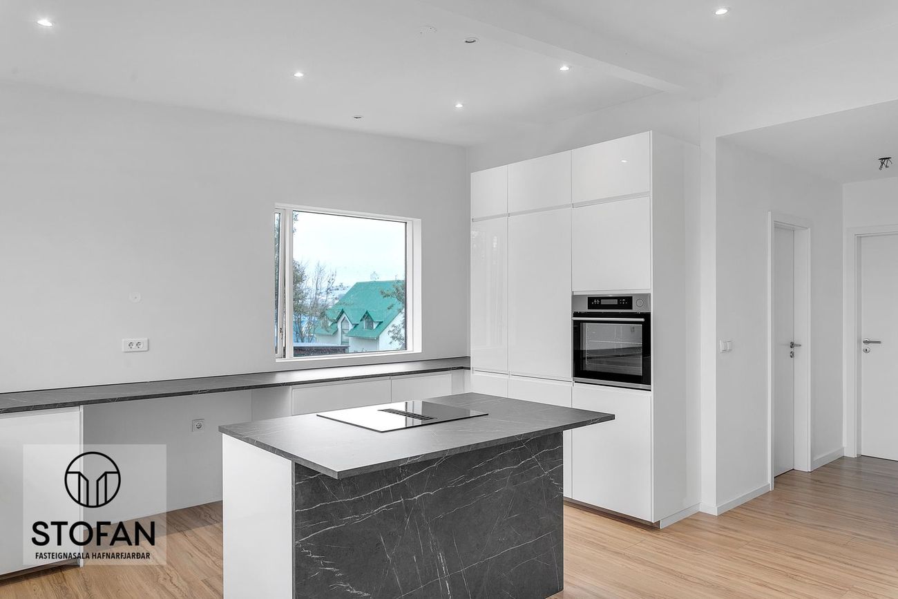 Borgarholtsbraut 49 - 0201, 200 Kópavogur