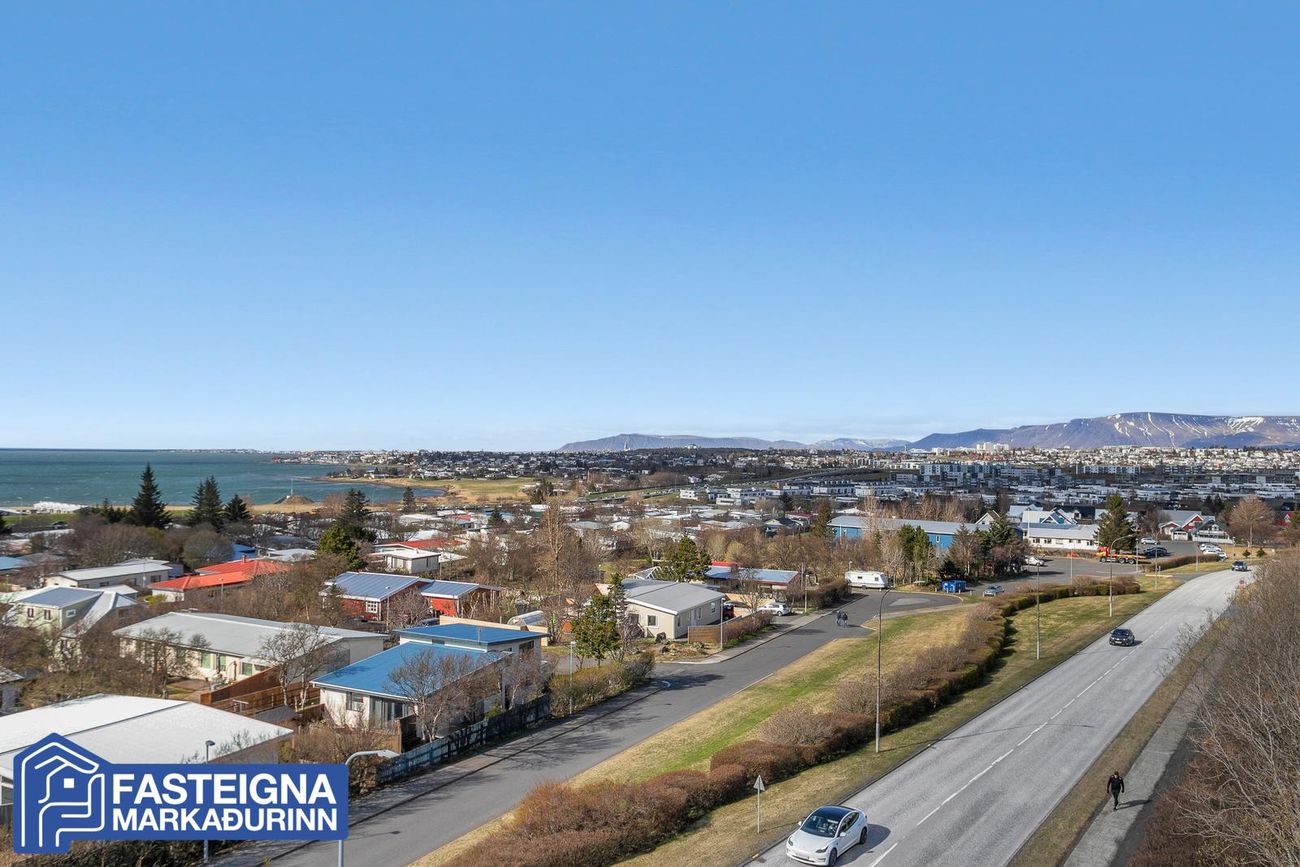 Garðatorg 2B, 210 Garðabær