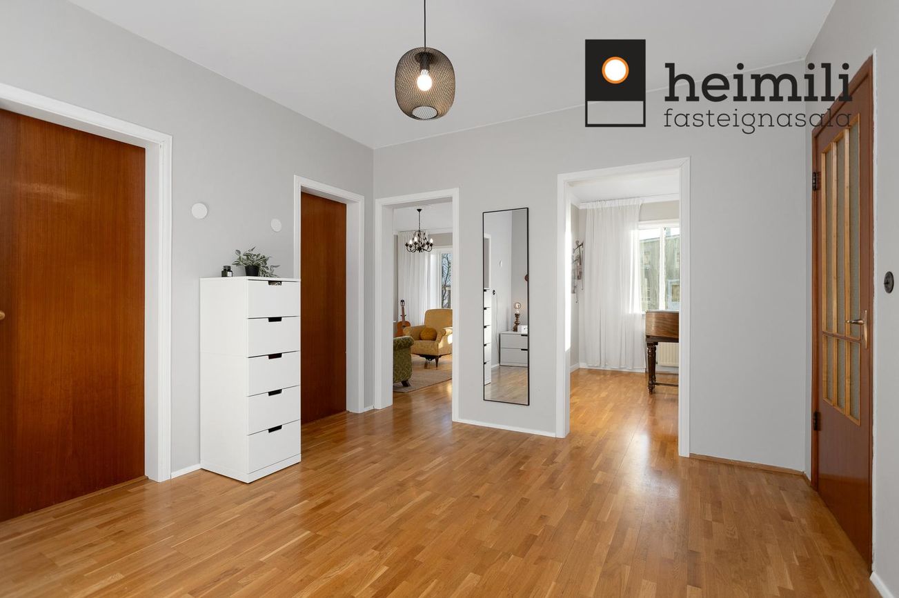 Rauðalækur 19, 105 Reykjavík