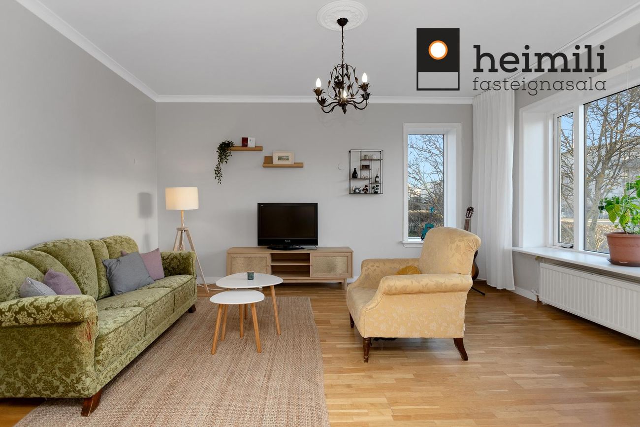 Rauðalækur 19, 105 Reykjavík
