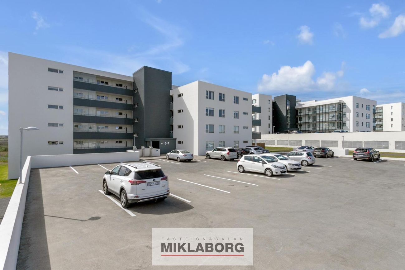 Þorrasalir 5 5-7 - 0202, 201 Kópavogur