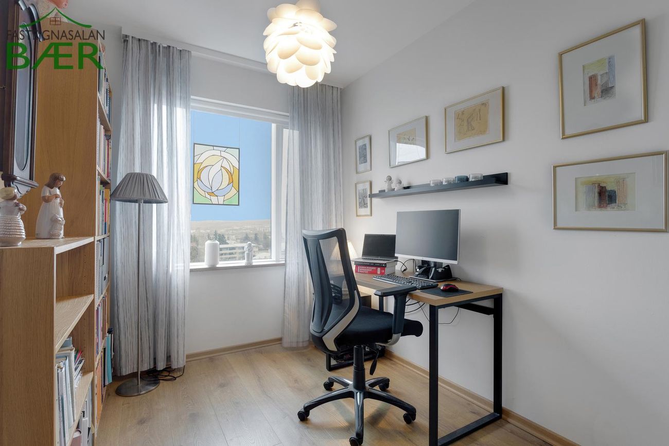 Sólheimar 23, 104 Reykjavík