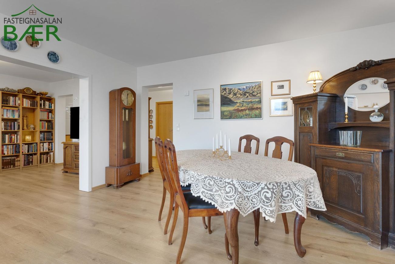 Sólheimar 23, 104 Reykjavík