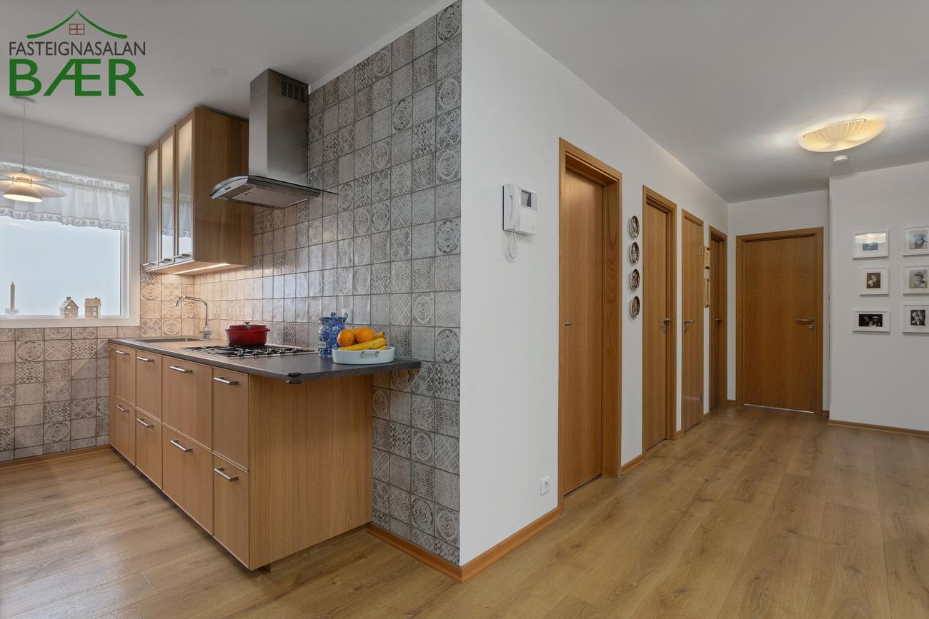 Sólheimar 23, 104 Reykjavík