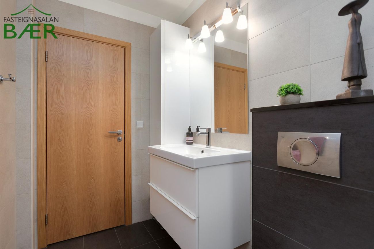 Sólheimar 23, 104 Reykjavík