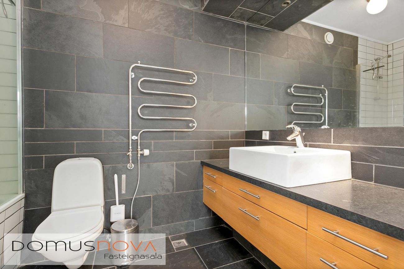 Naustabryggja 12, 110 Reykjavík