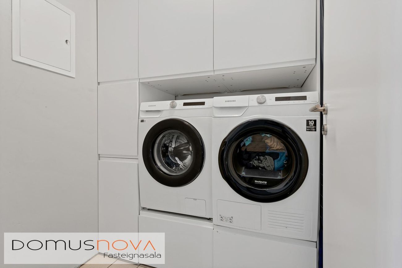 Naustabryggja 12, 110 Reykjavík