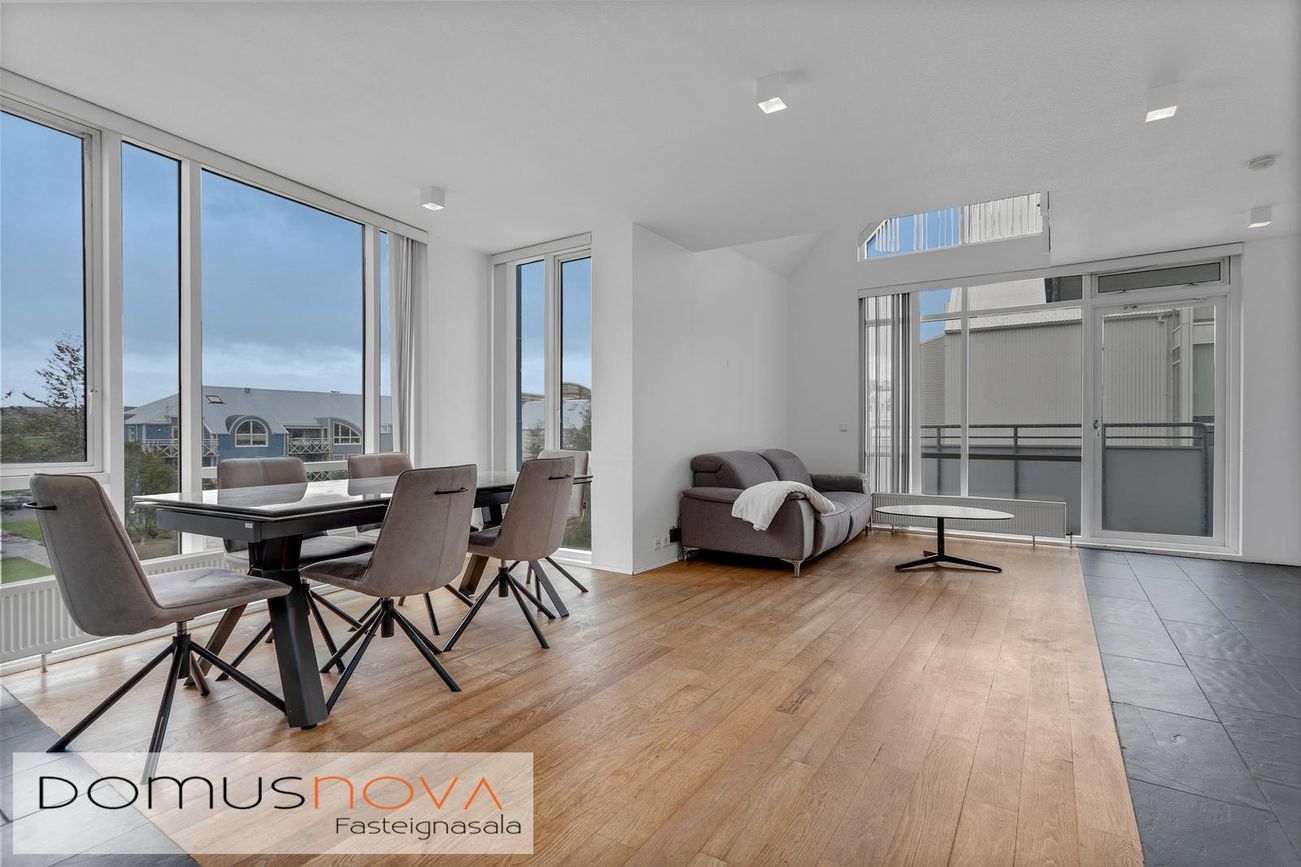 Naustabryggja 12, 110 Reykjavík