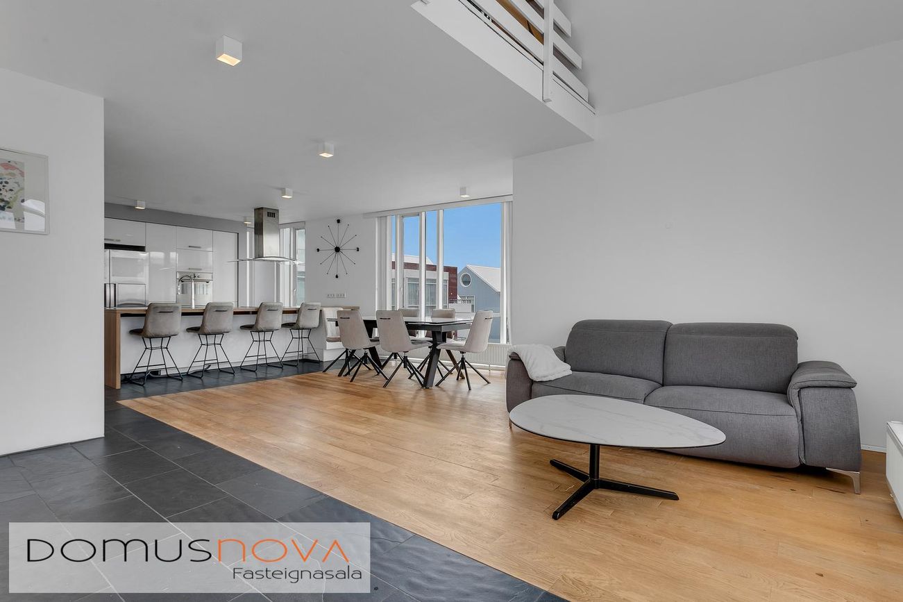 Naustabryggja 12, 110 Reykjavík