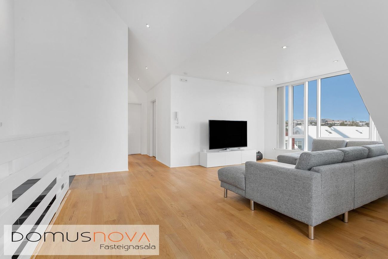 Naustabryggja 12, 110 Reykjavík