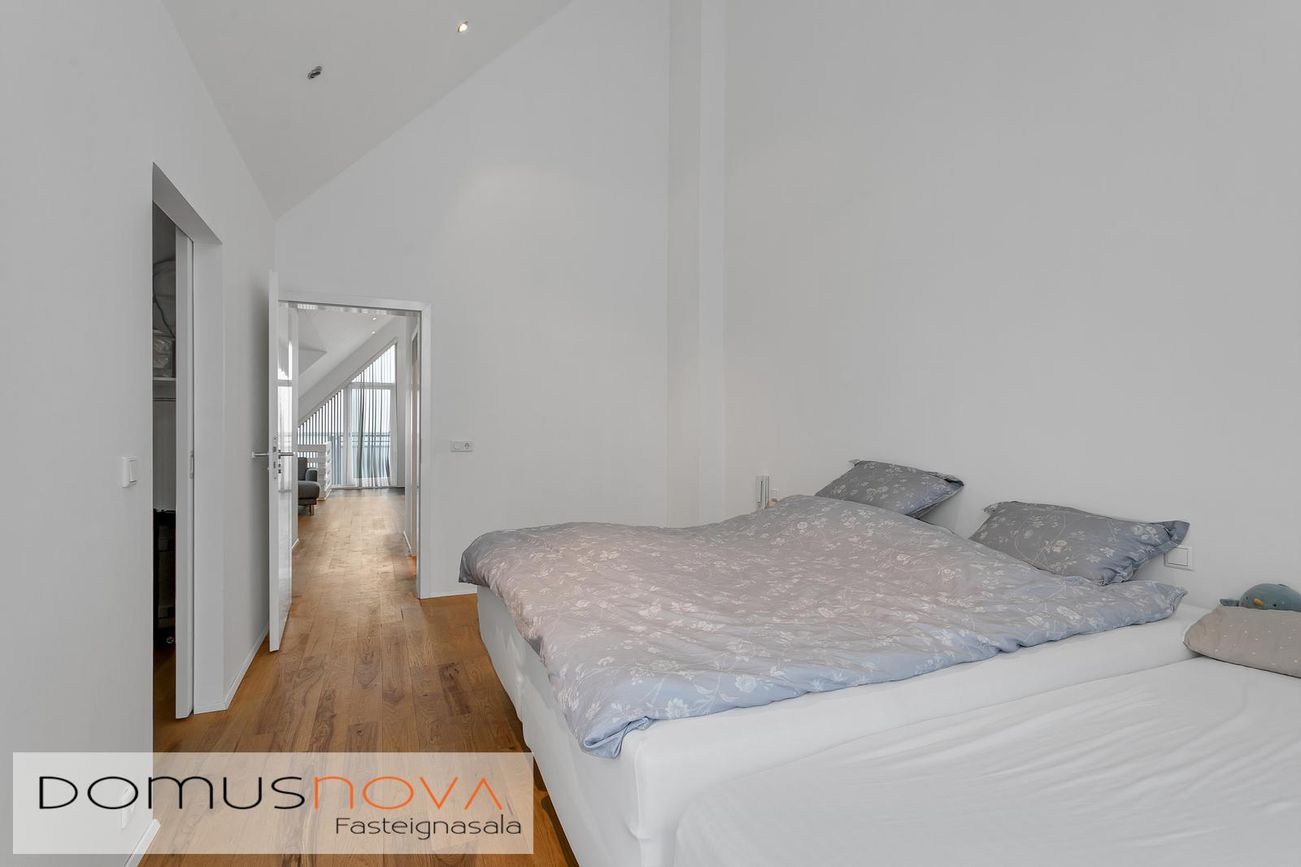 Naustabryggja 12, 110 Reykjavík