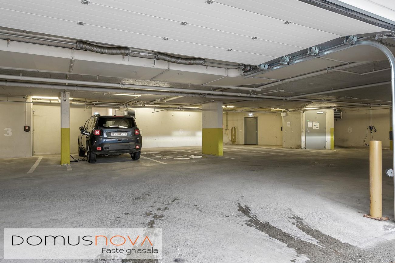 Naustabryggja 12, 110 Reykjavík