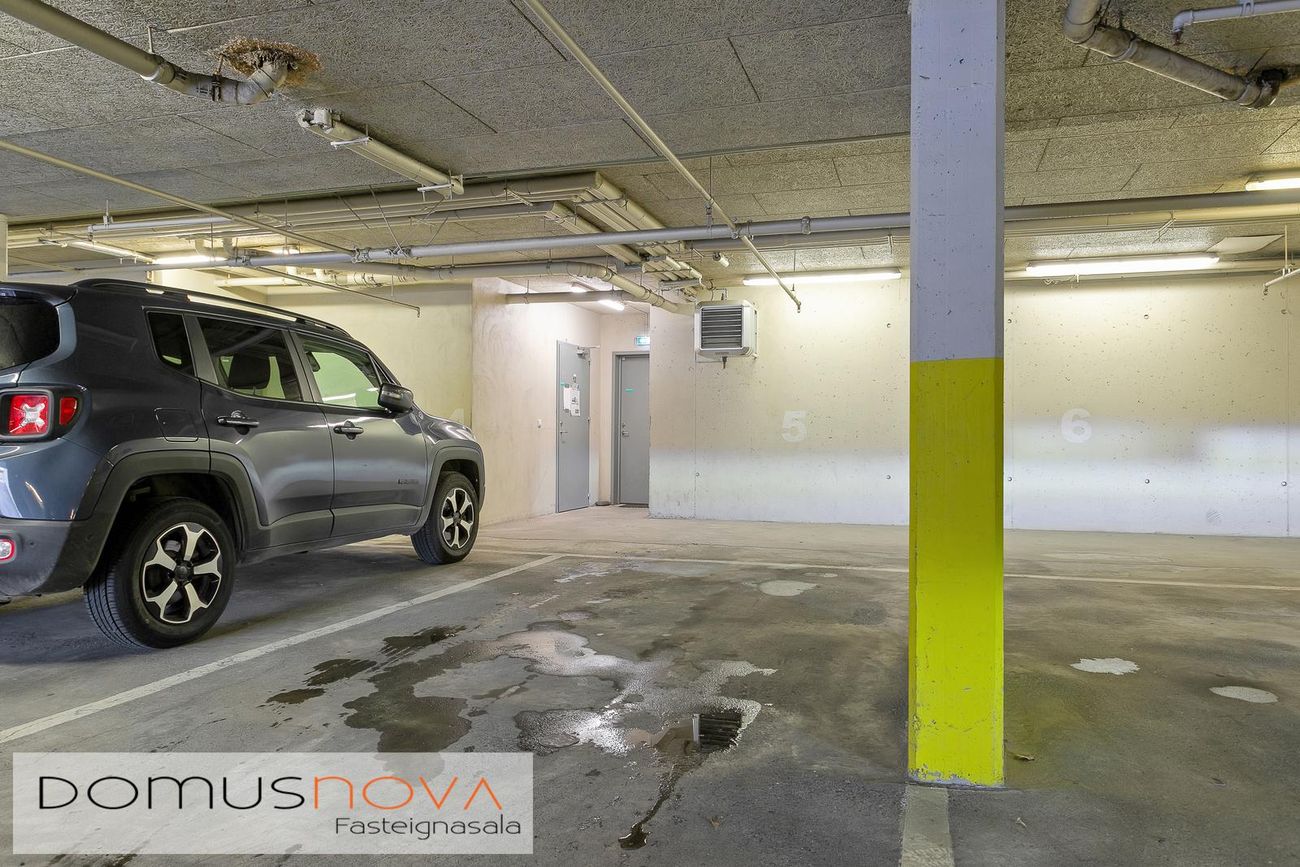 Naustabryggja 12, 110 Reykjavík