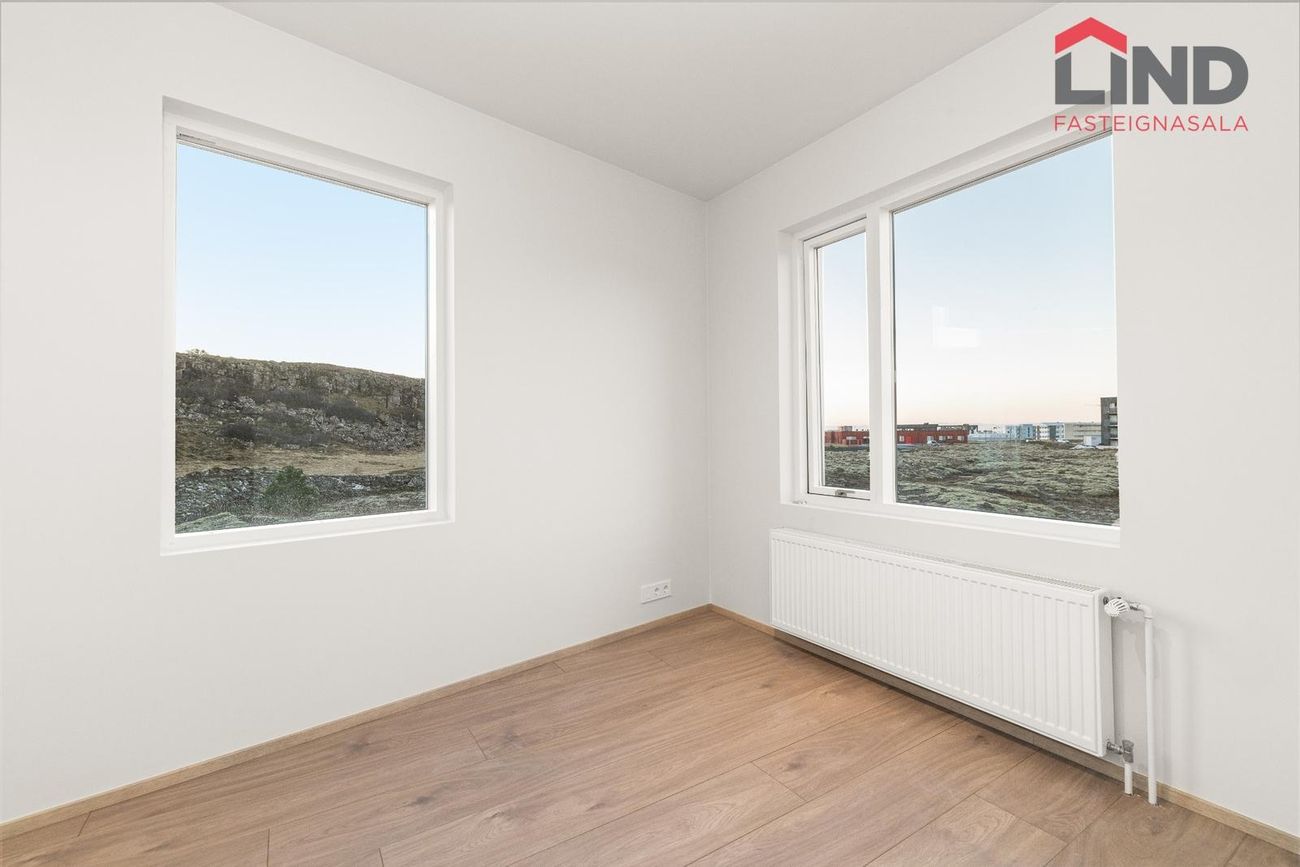 Baughamar 23, 221 Hafnarfjörður
