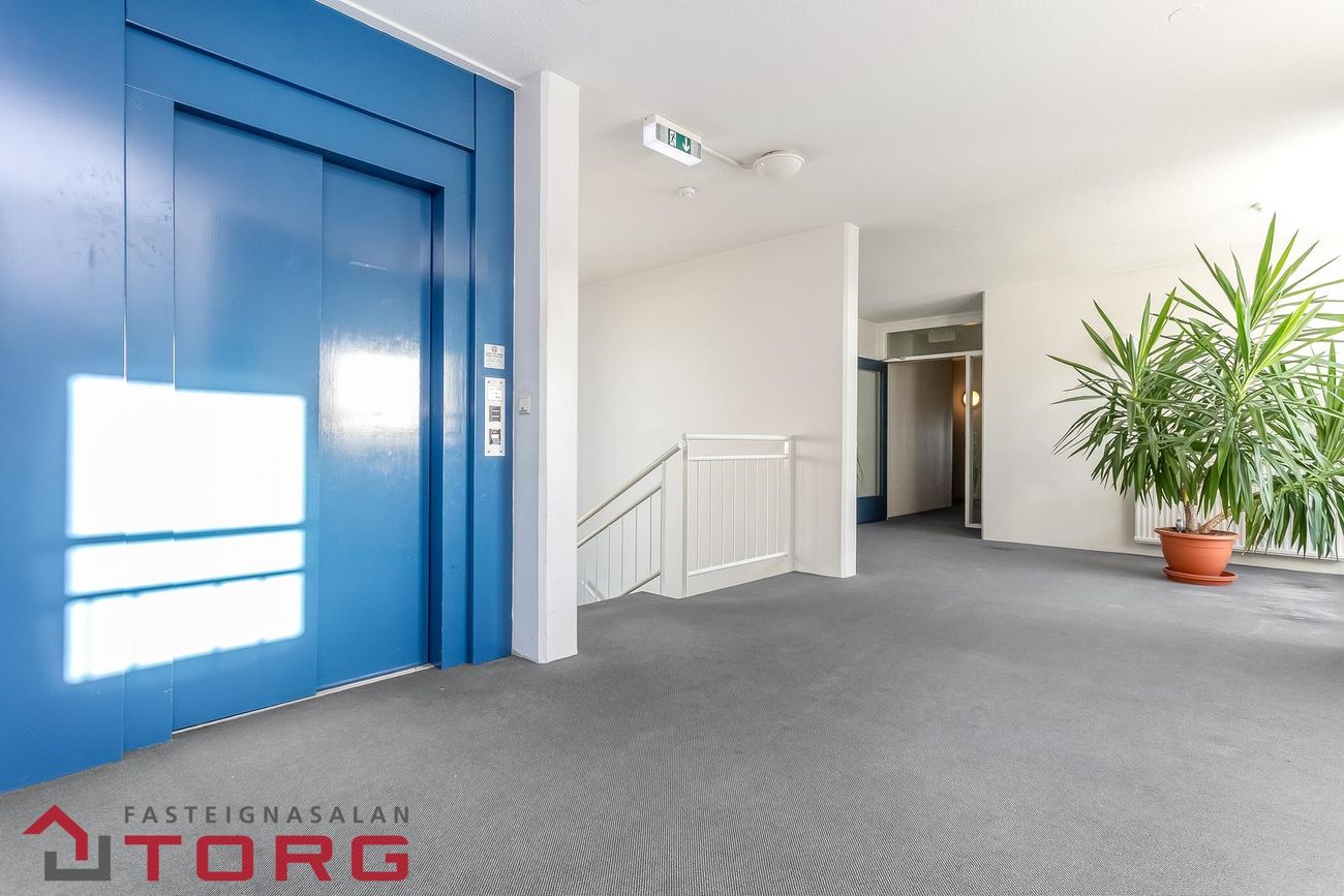 Hjallabraut 33, 220 Hafnarfjörður