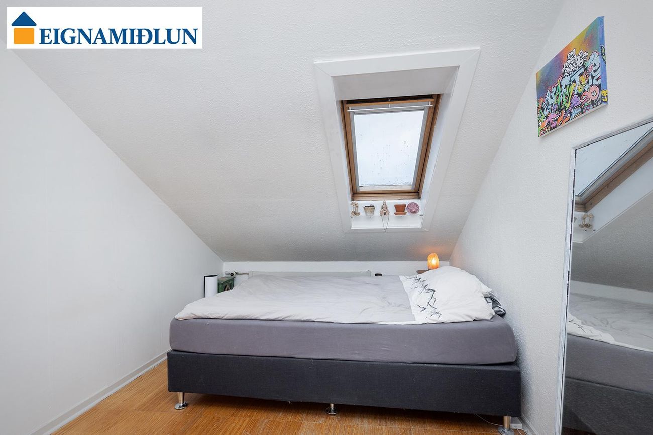 Njálsgata 49, 101 Reykjavík