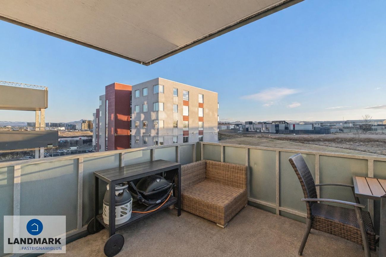 Ásakór 1, 203 Kópavogur