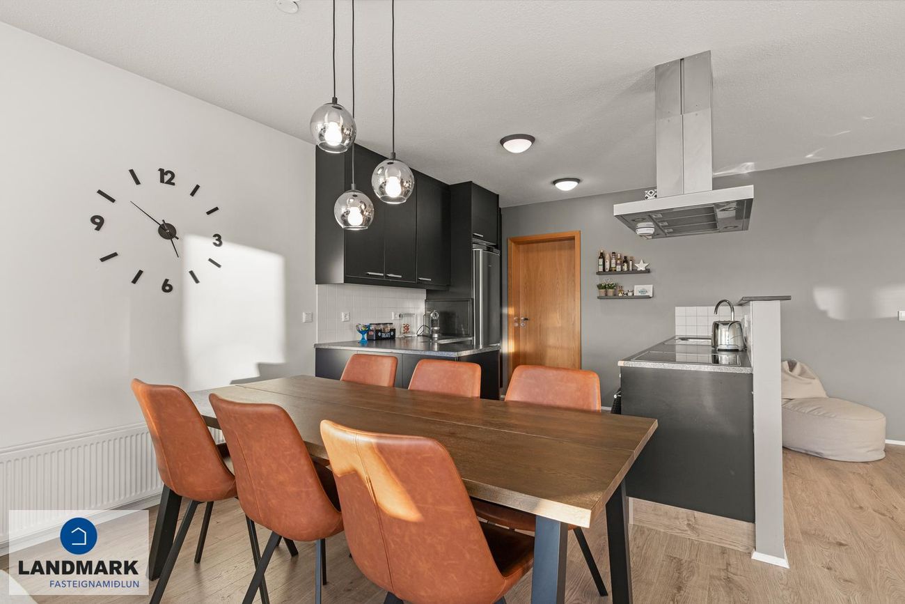 Ásakór 1, 203 Kópavogur