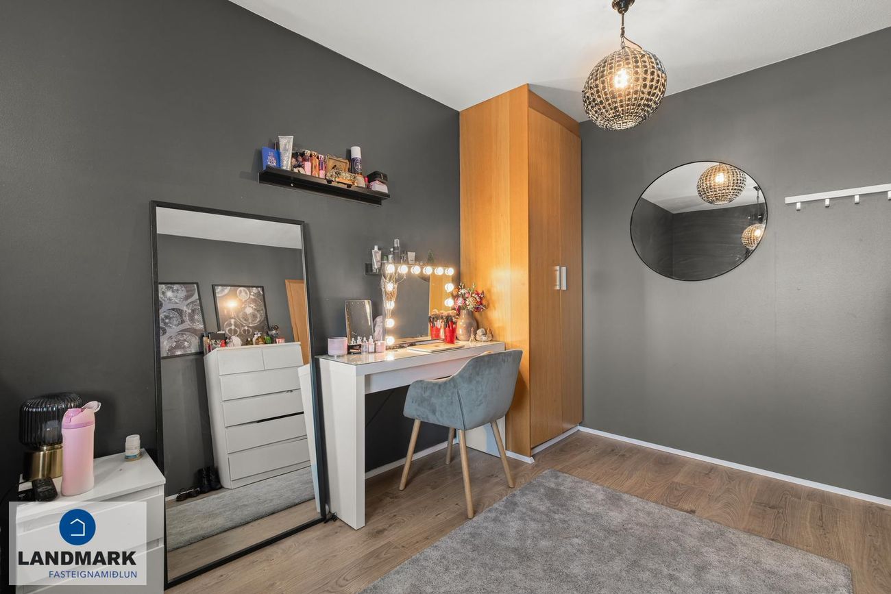 Ásakór 1, 203 Kópavogur